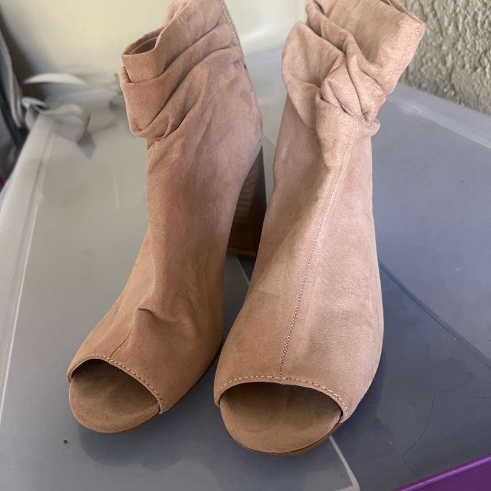 Chinese laundry booties - Picture 4 of 4